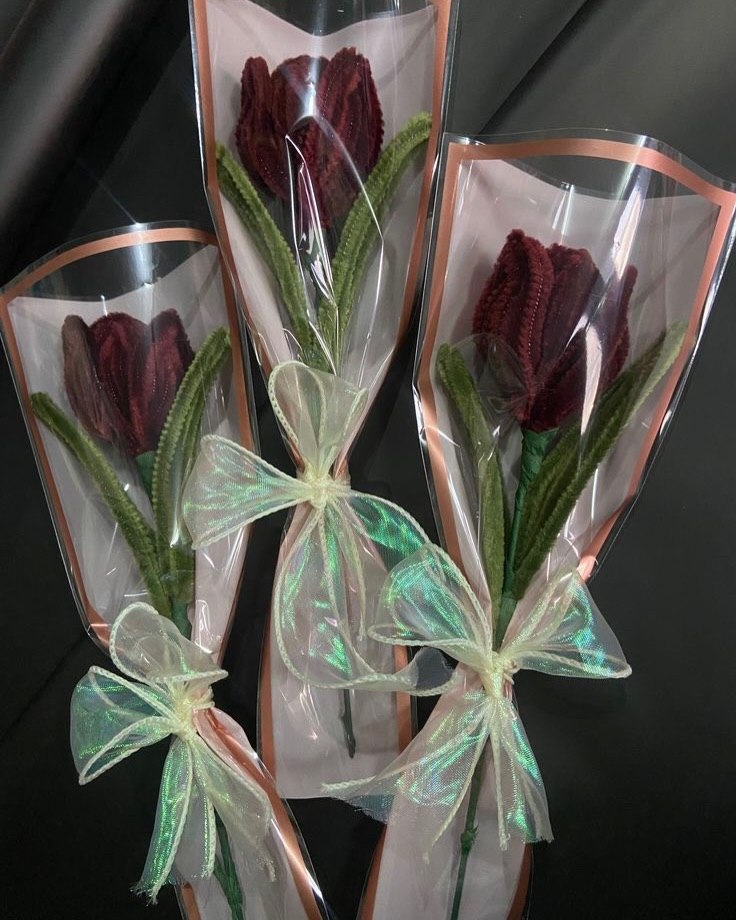 Paper tulip bouquet